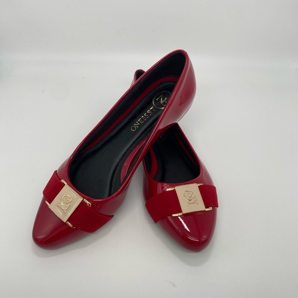 Red Vegan Patten leather Flats size #37 - Picture 1 of 4